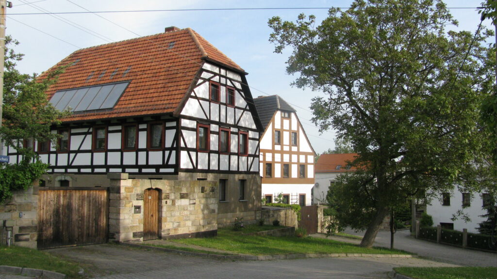 Trachau Von Menschen, Häusern und Straßen (2) Igeltour